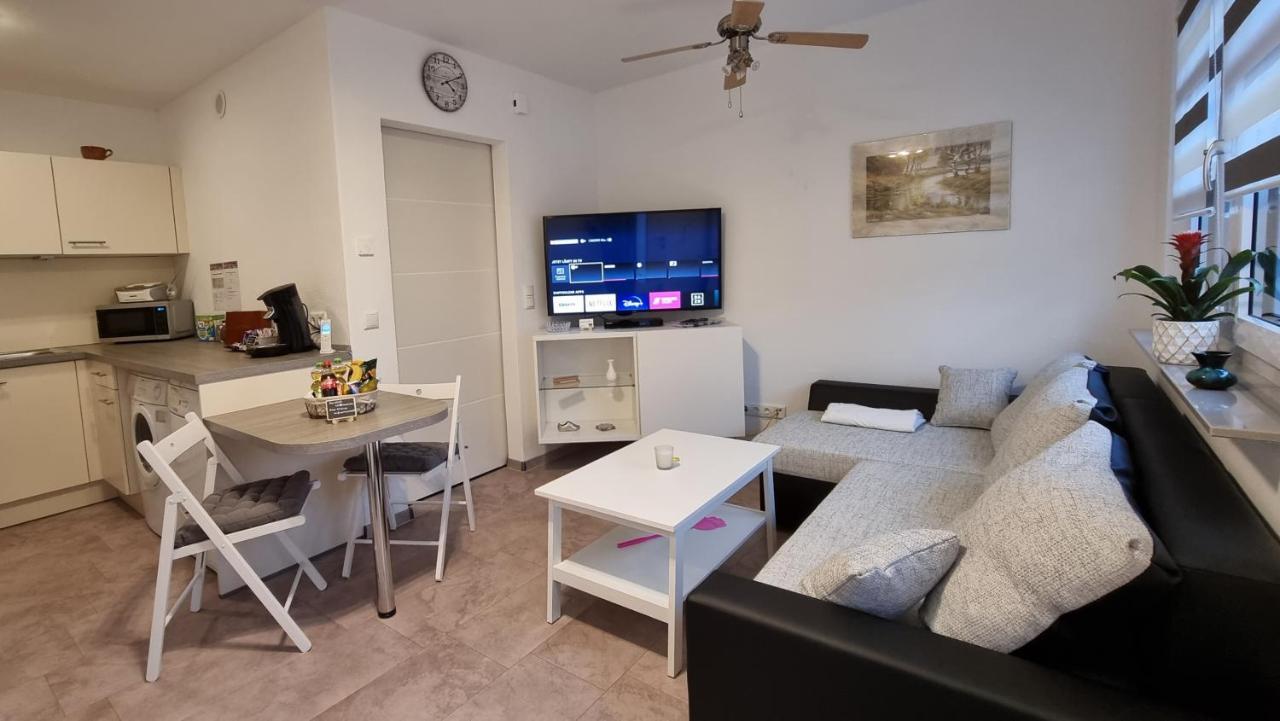 Gemuetliche Ferienwohnung Reinsfeld Eksteriør billede